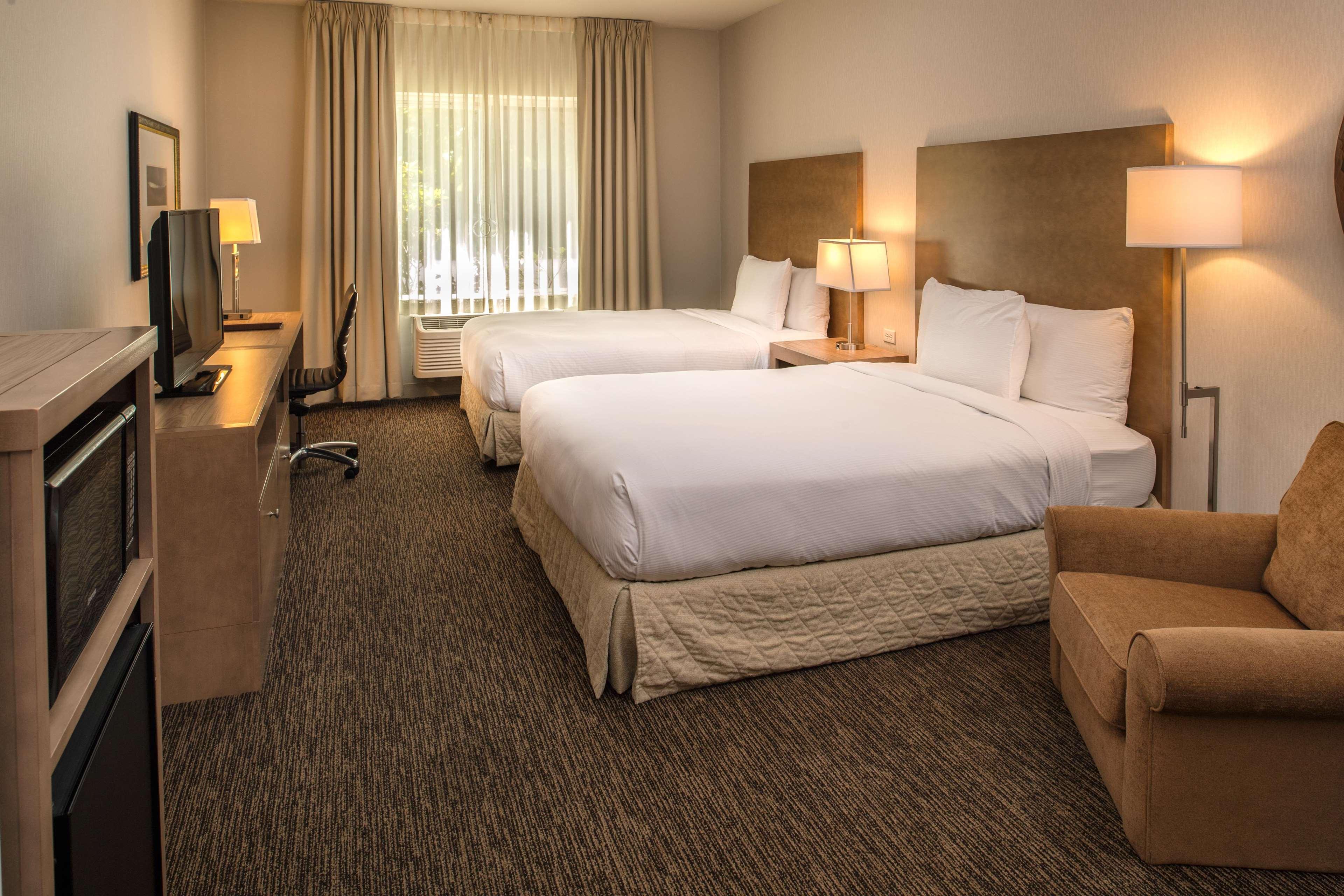 Doubletree By Hilton North Salem Hotel Buitenkant foto