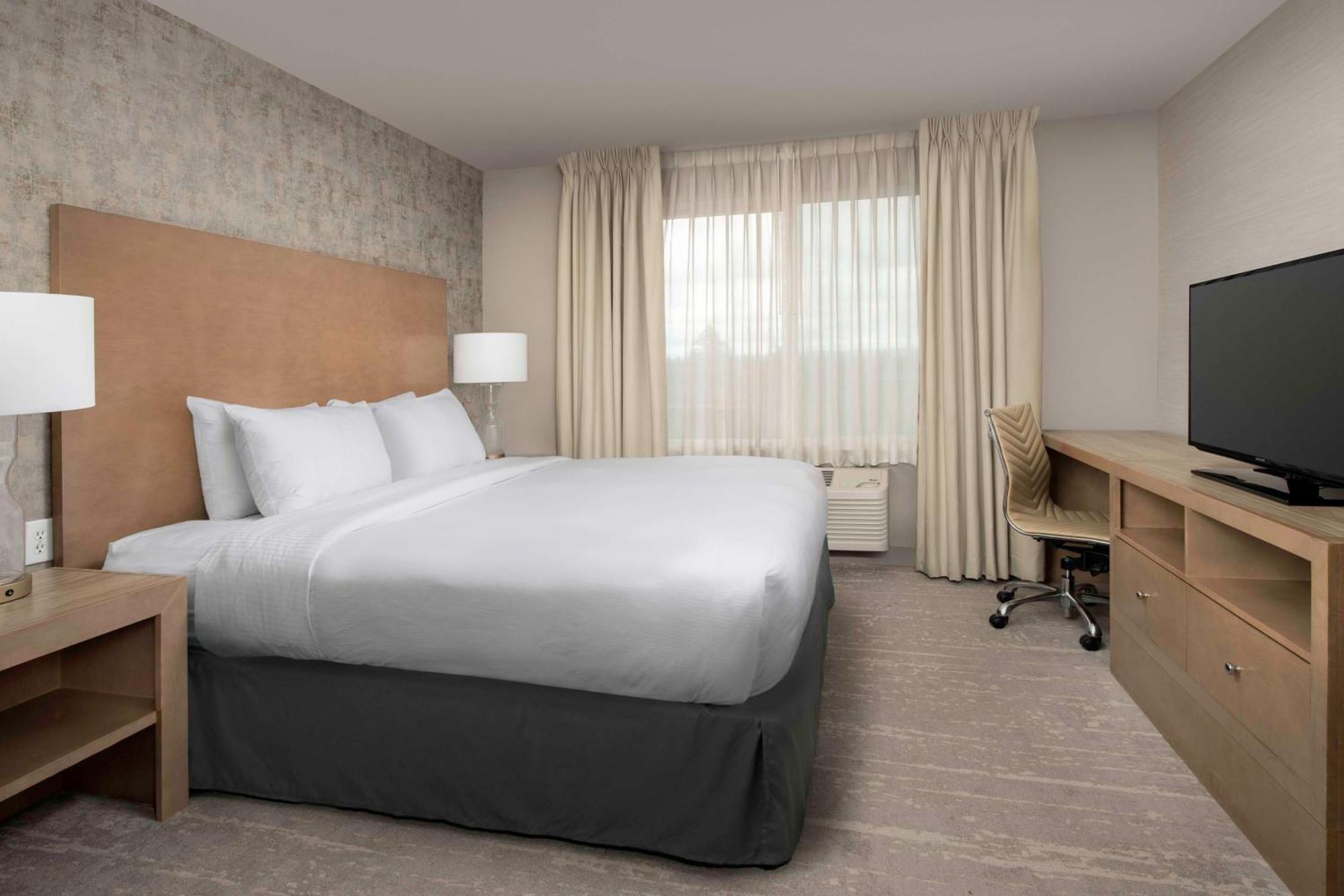 Doubletree By Hilton North Salem Hotel Buitenkant foto