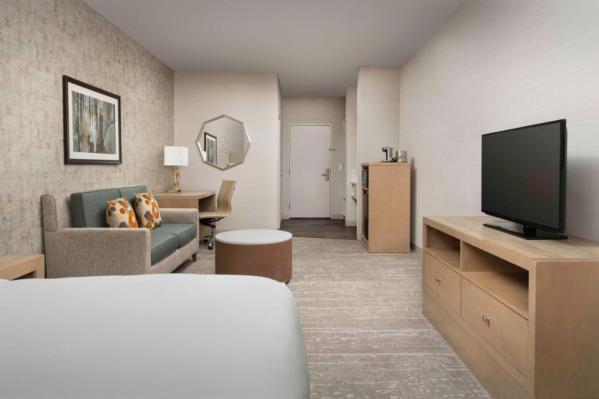 Doubletree By Hilton North Salem Hotel Buitenkant foto