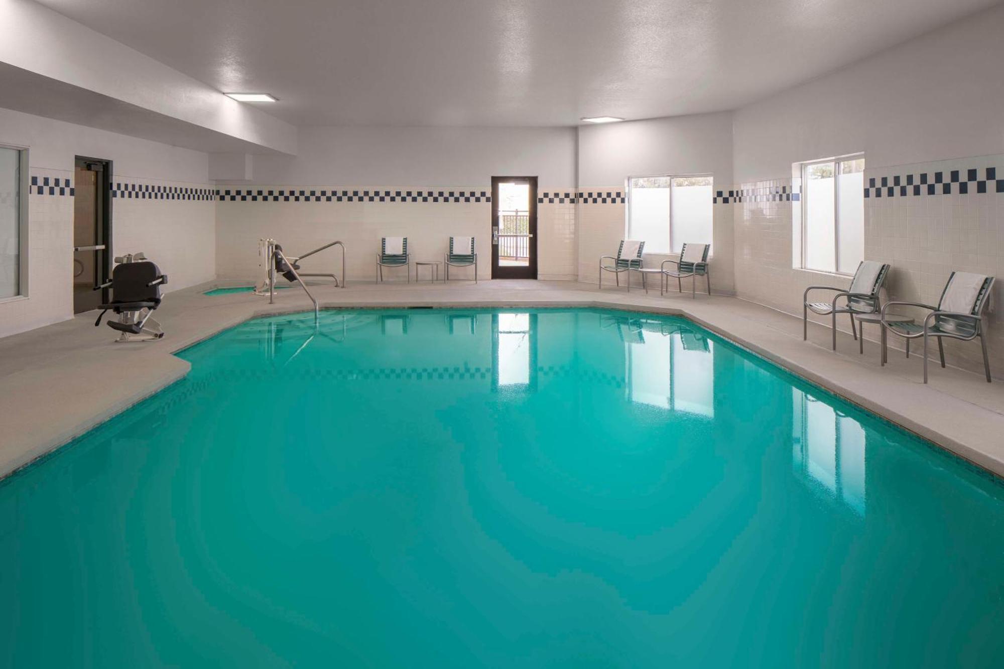 Doubletree By Hilton North Salem Hotel Buitenkant foto